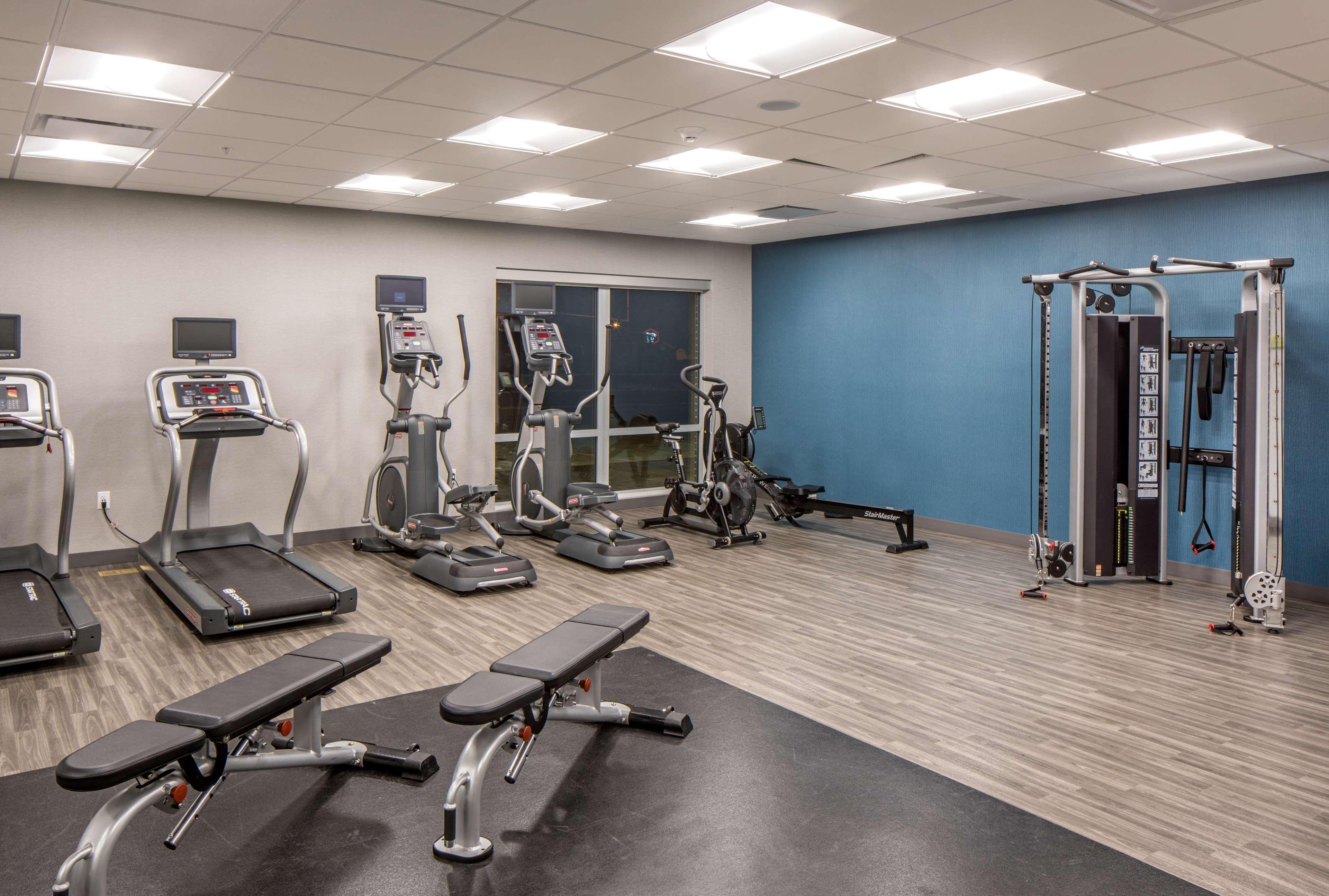 Hampton Inn Columbus Bagian luar foto