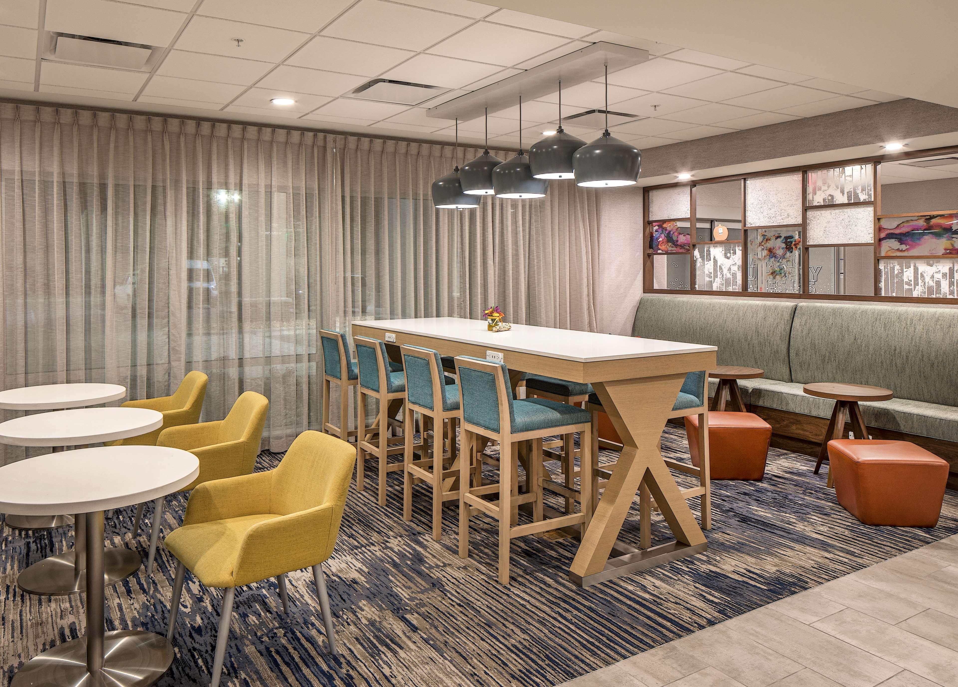 Hampton Inn Columbus Bagian luar foto